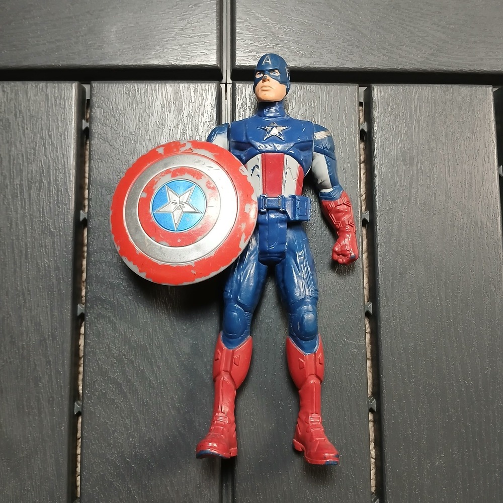 MARVEL Movie Series Captain America Hasbro Walmart Exclusive 2011‎ - ZC